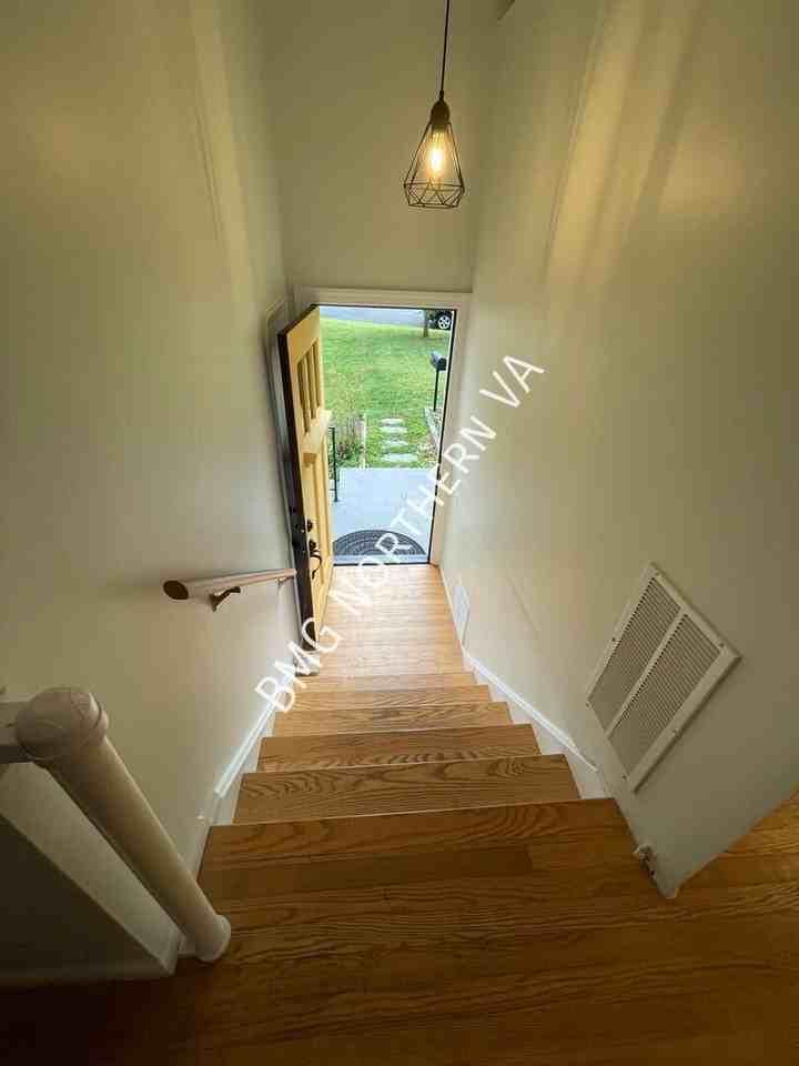 311 Prospect Dr Sw - Photo 5 of 42