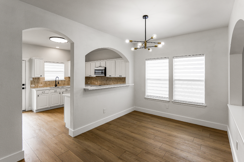 12118 Athens St - Photo 2 of 20