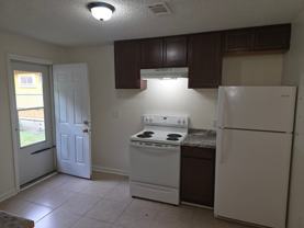 847 Northern St #B - Photo 1 of 1