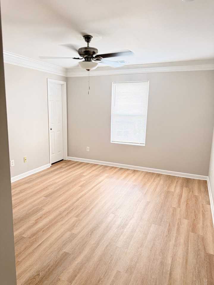 863 Crestwell Cir Sw - Photo 7 of 10