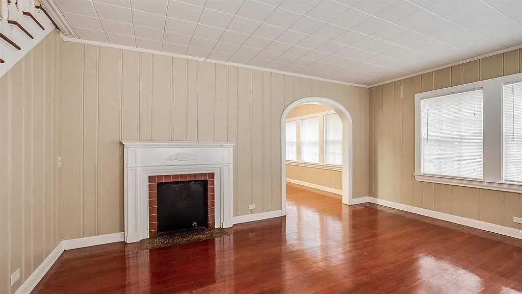 1719 Fourcade St - Photo 2 of 20