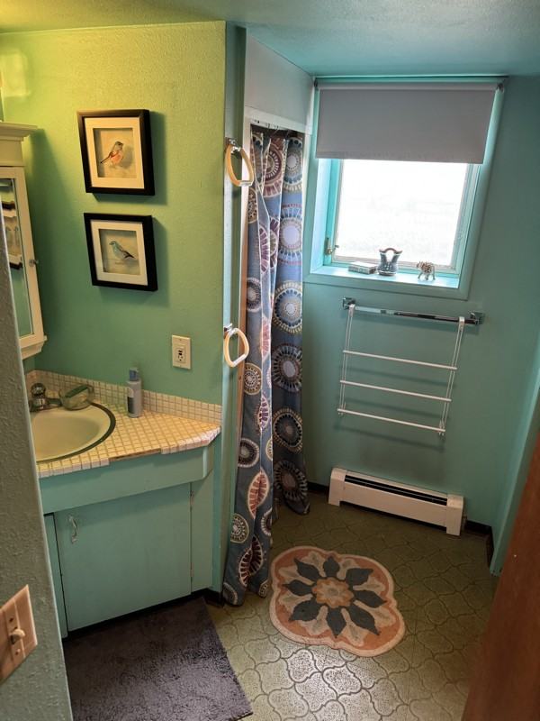 2232 36th St - Photo 2 of 4