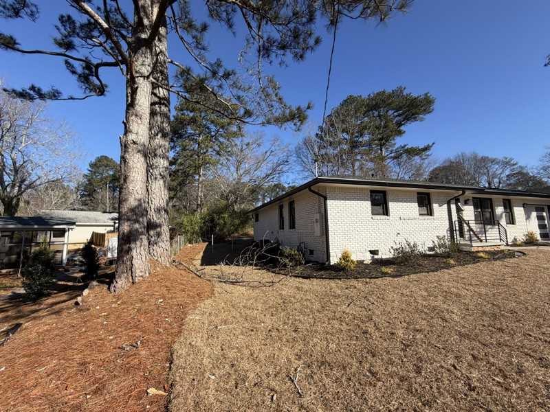 3022 Wilson Rd - Photo 5 of 12