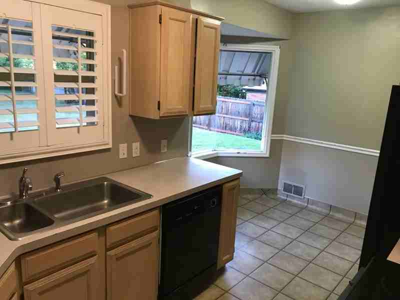 1475 29th St - Photo 5 of 19