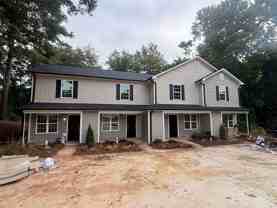 308 Short Ave #B - Photo 1 of 1