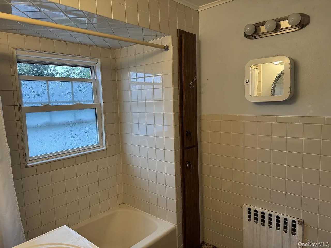 22 Irma Ave - Photo 7 of 24