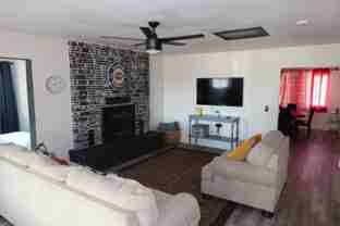 728 S 9th Ave - Photo 1 of 1