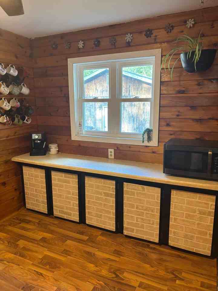 1512 Lind Rd - Photo 7 of 10