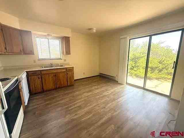 915 Nw Birch Ave #A - Photo 5 of 7