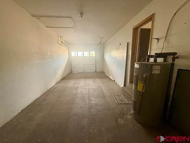 915 Nw Birch Ave #A - Photo 6 of 7
