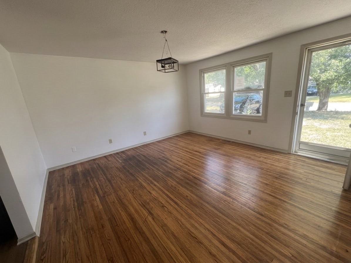 4545 S Oak Ave - Photo 7 of 15