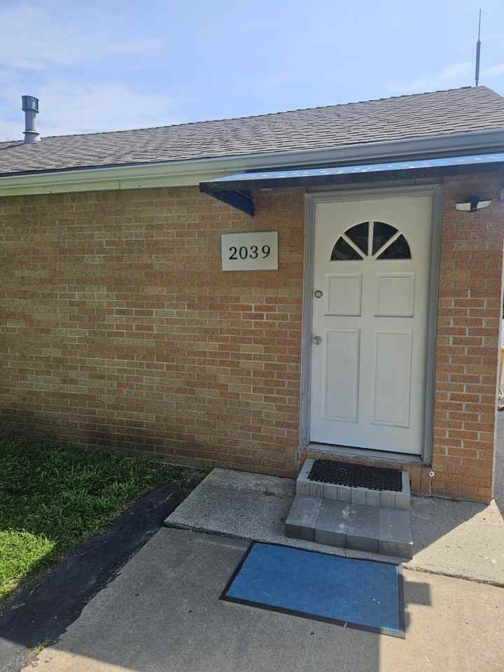 2039 Nw 49th Ter