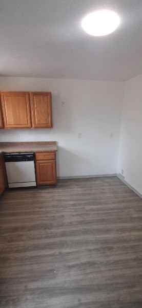 1616 Cypress St - Photo 4 of 14