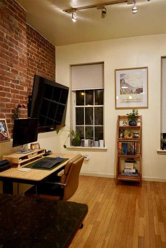86 Monroe St #3R - Photo 2 of 8