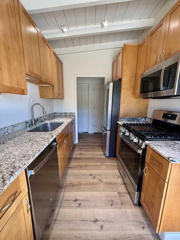 1841 Mayette Ave - Photo 2 of 9