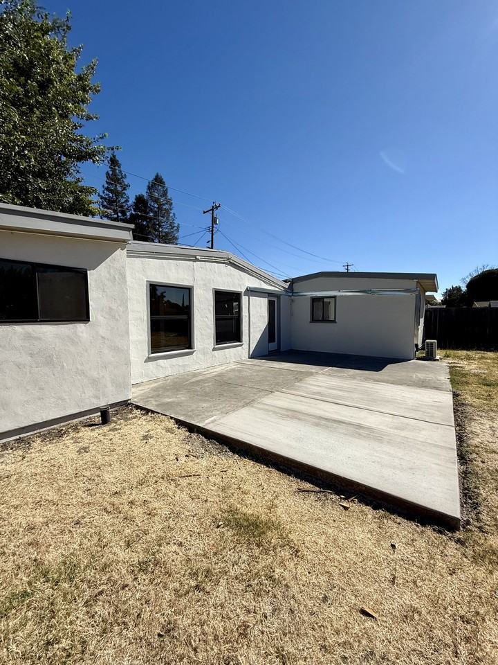 1841 Mayette Ave - Photo 6 of 9