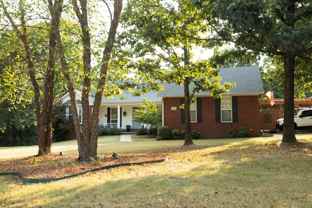 2431 N Toy Dr - Photo 1 of 1