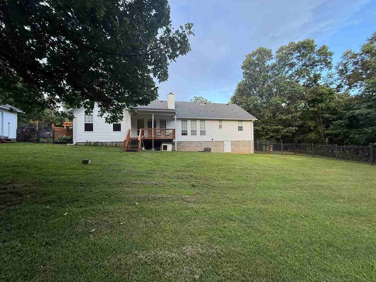 2431 N Toy Dr - Photo 4 of 20