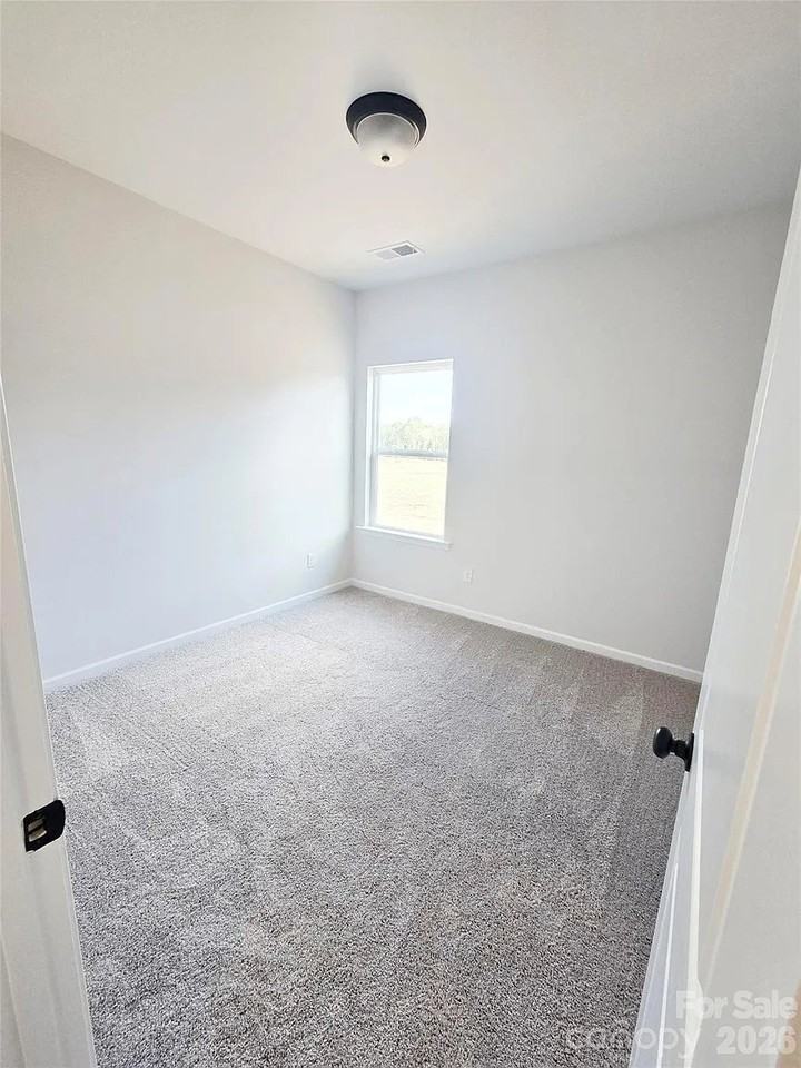 2130 Zybach Dr - Photo 2 of 11