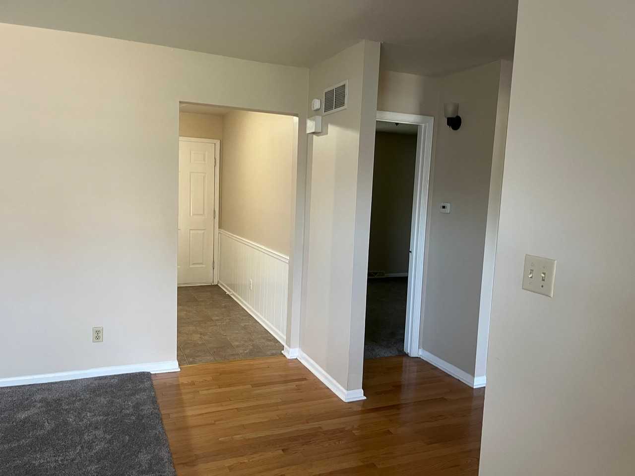 8925 Caenen Lake Rd - Photo 3 of 9
