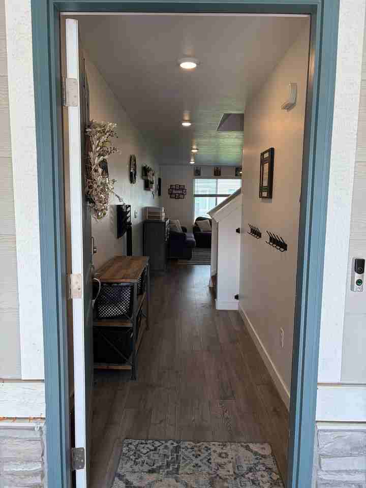 976 W Fox Run Ave #976 - Photo 4 of 20