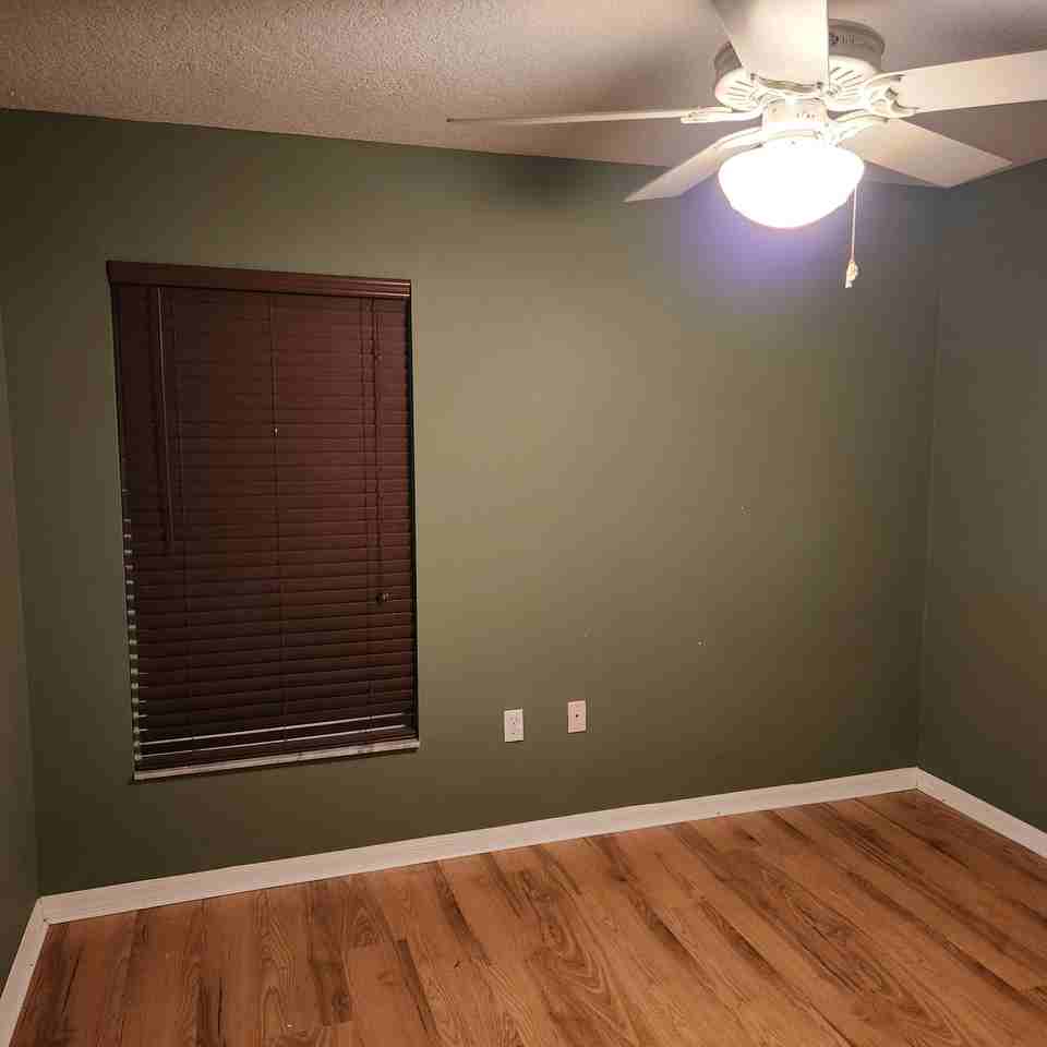 5175 Frisco St - Photo 5 of 20