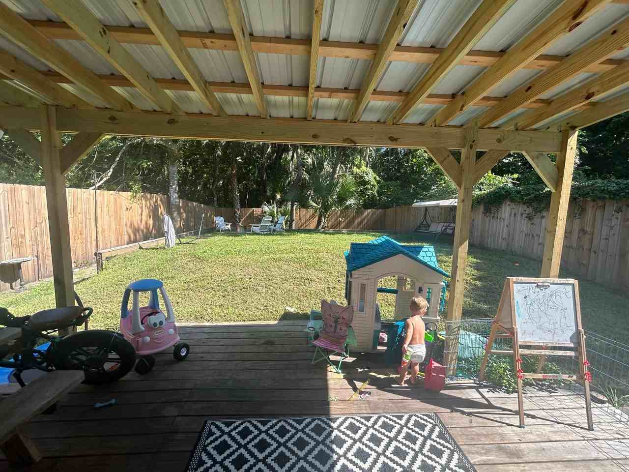 332 Saint George Ave - Photo 3 of 20
