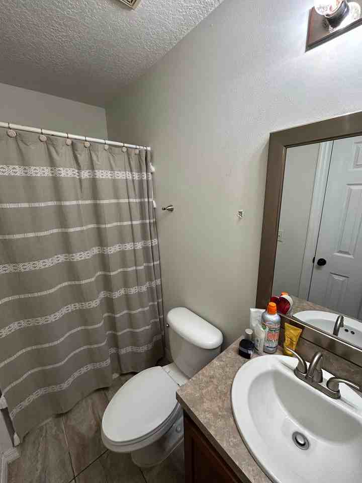 332 Saint George Ave - Photo 7 of 20
