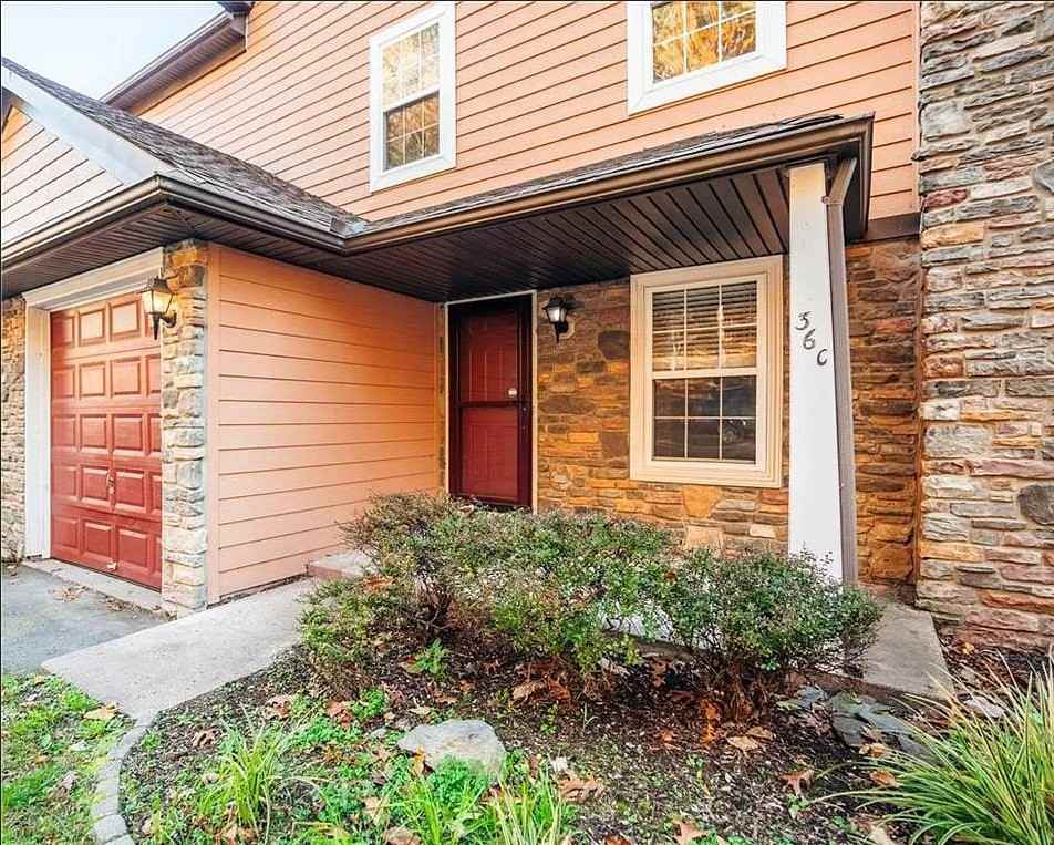 36 Sky View Dr #C - Photo 2 of 20