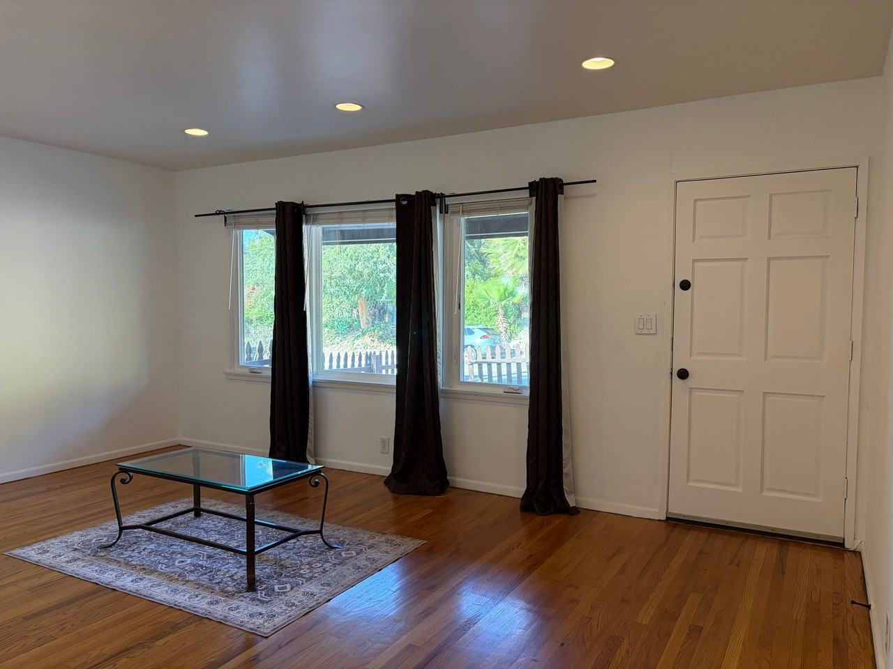 2297 Glendale Blvd - Photo 4 of 21