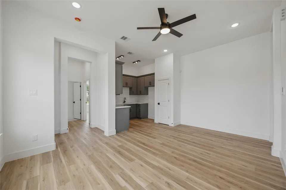 7900 Bowen St #A - Photo 6 of 19