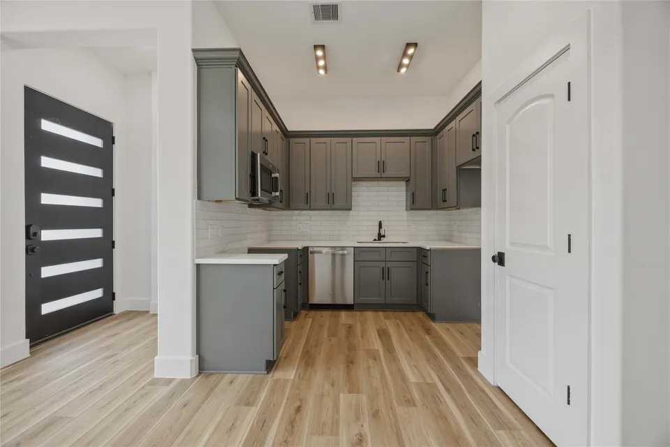 7900 Bowen St #A - Photo 7 of 19