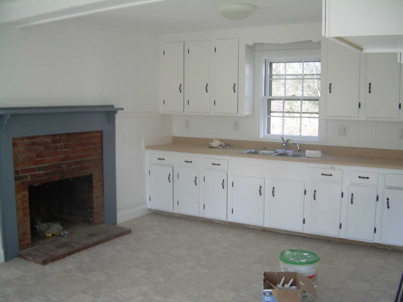 66 Piscassic Rd - Photo 7 of 20