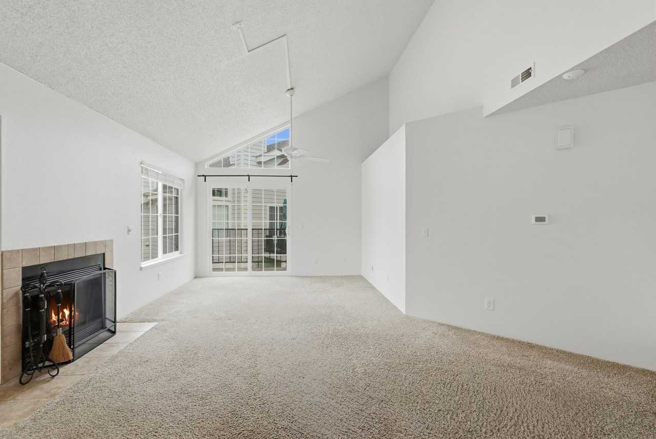 13864 E Lehigh Ave #B - Photo 3 of 19