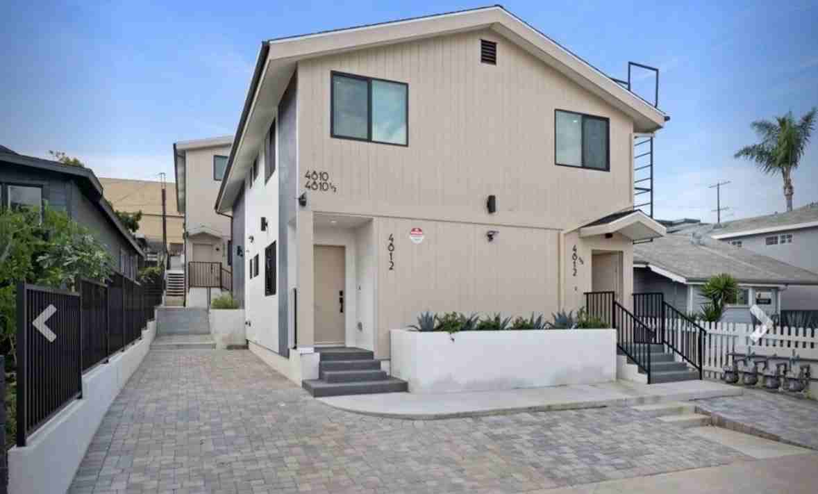 4810 1/2 Mascot St