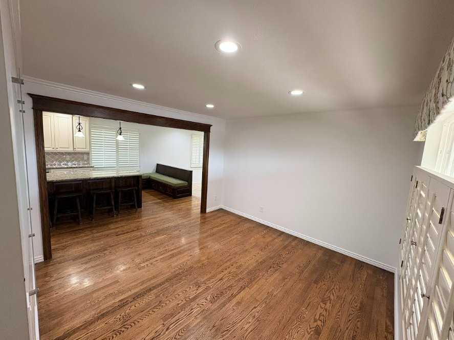 3162 Ne - Photo 5 of 32
