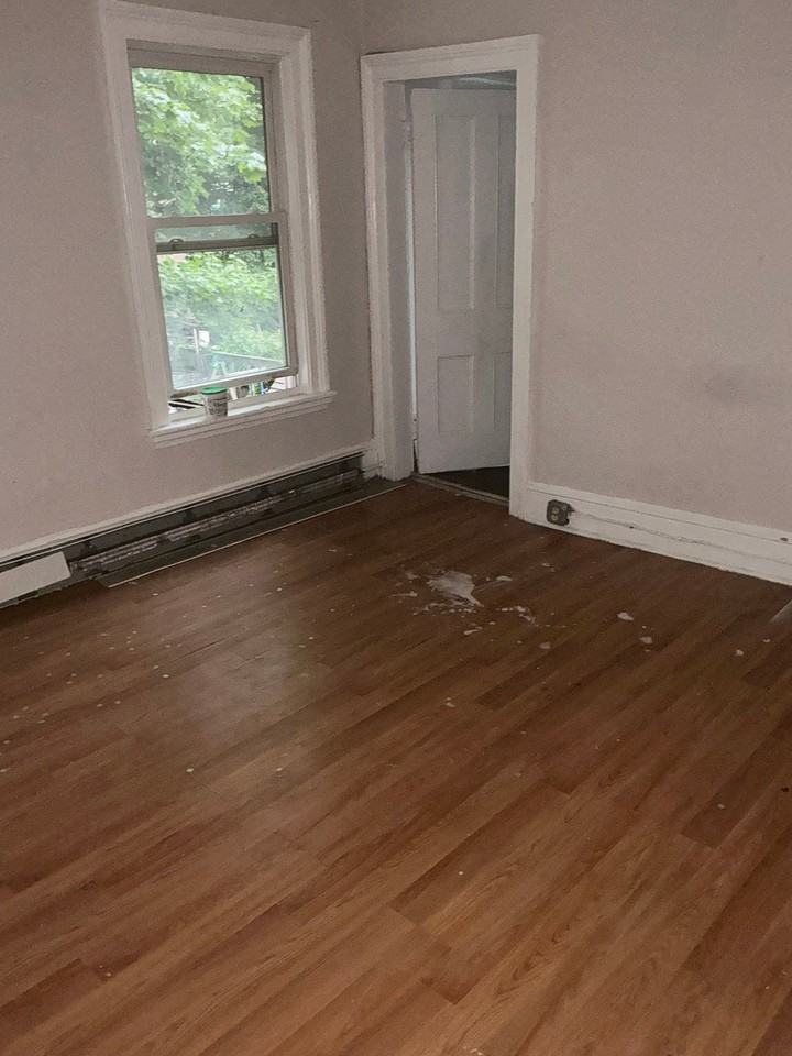 40 Carpenter Ave #2 - Photo 4 of 10