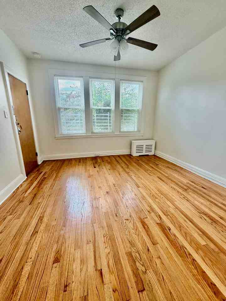 2857 Dewey Ave #1 - Photo 2 of 7