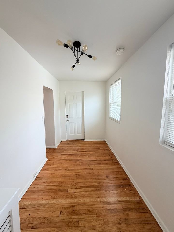 2857 Dewey Ave #1 - Photo 6 of 7