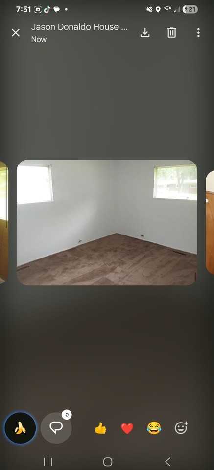 766 N Elmwood Dr - Photo 3 of 7