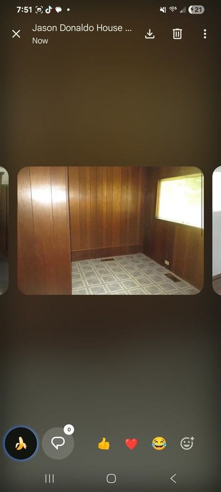 766 N Elmwood Dr - Photo 4 of 7