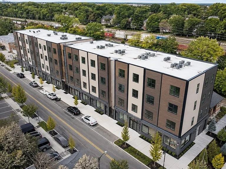 145 Roseville Ave #2