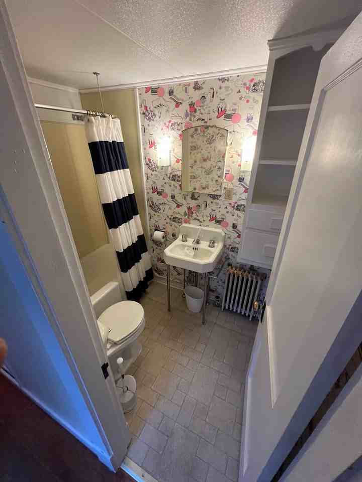 33 E Summer St #2 - Photo 6 of 6