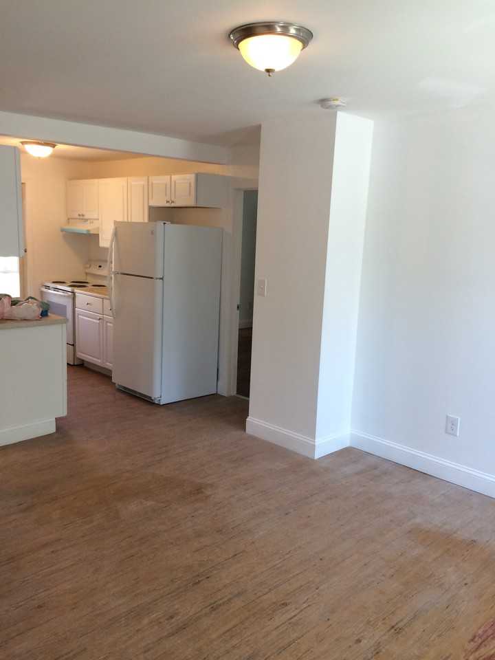 93 1/2 Lake St #1 - Photo 2 of 16
