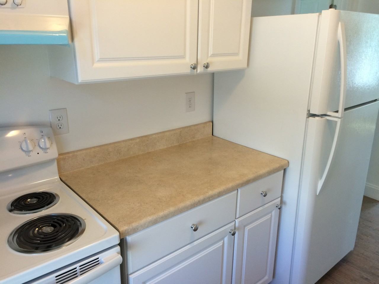 93 1/2 Lake St #1 - Photo 7 of 16