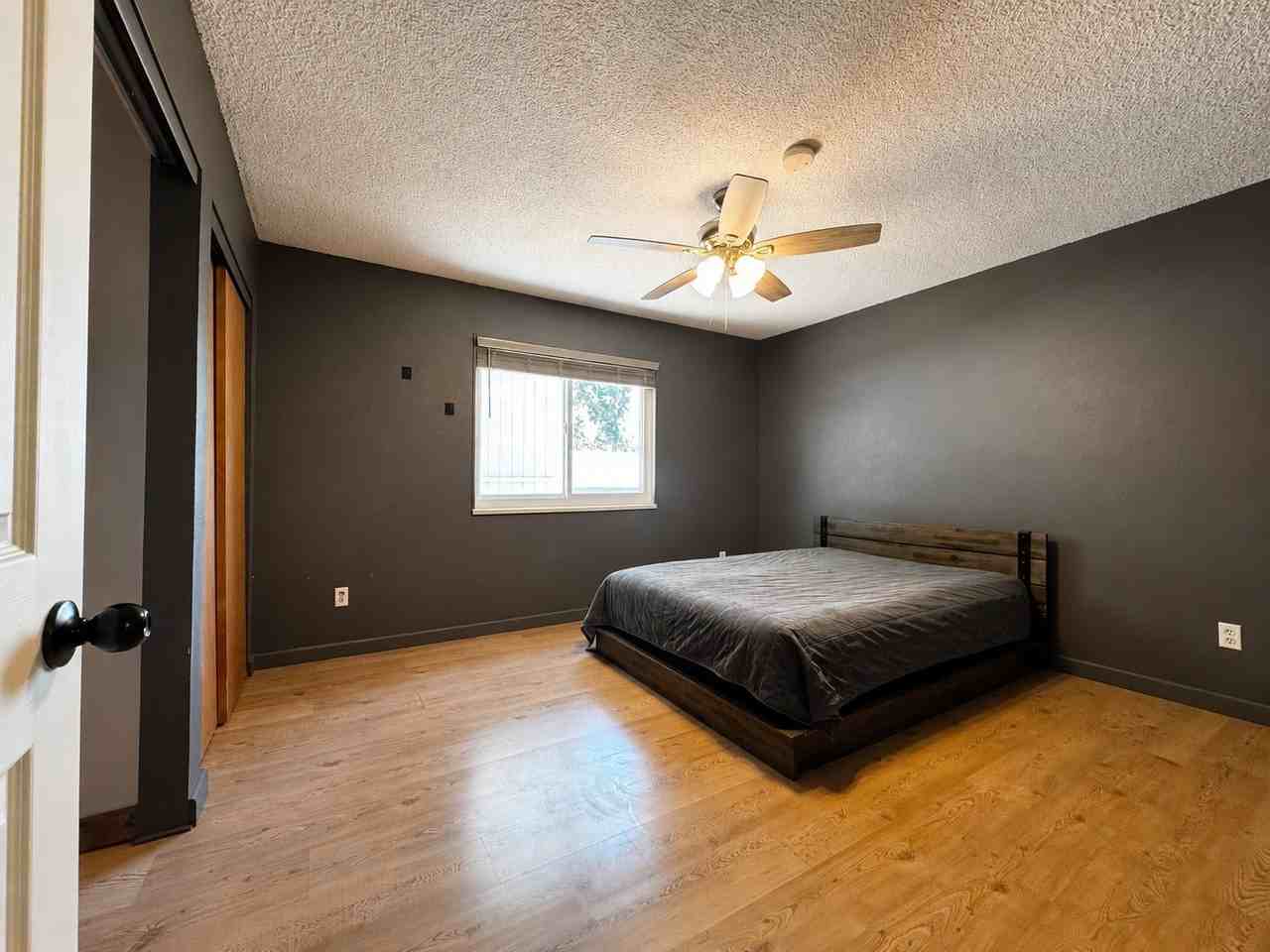 1168 Olson Ave - Photo 3 of 9