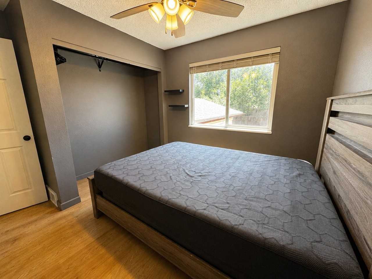 1168 Olson Ave - Photo 4 of 9