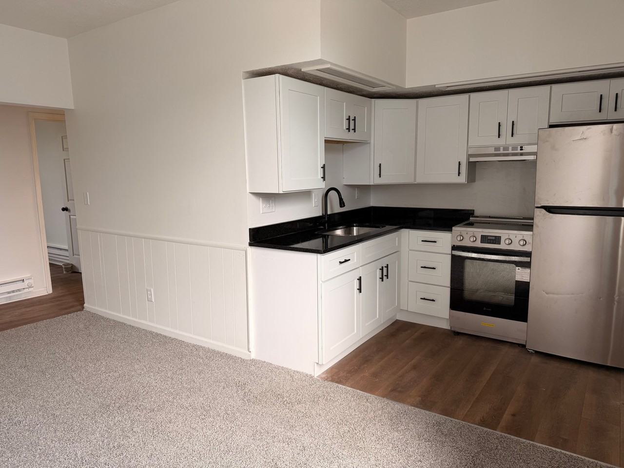 115 Brenner Ct - Photo 2 of 5