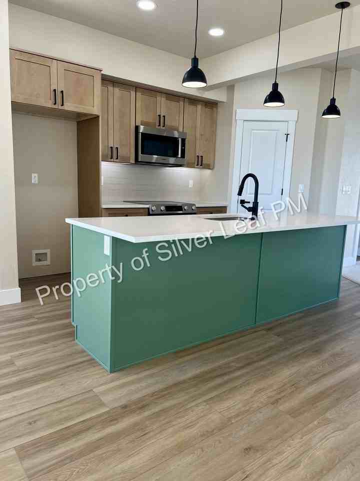 340 E Mayfield Springs Blvd - Photo 5 of 20