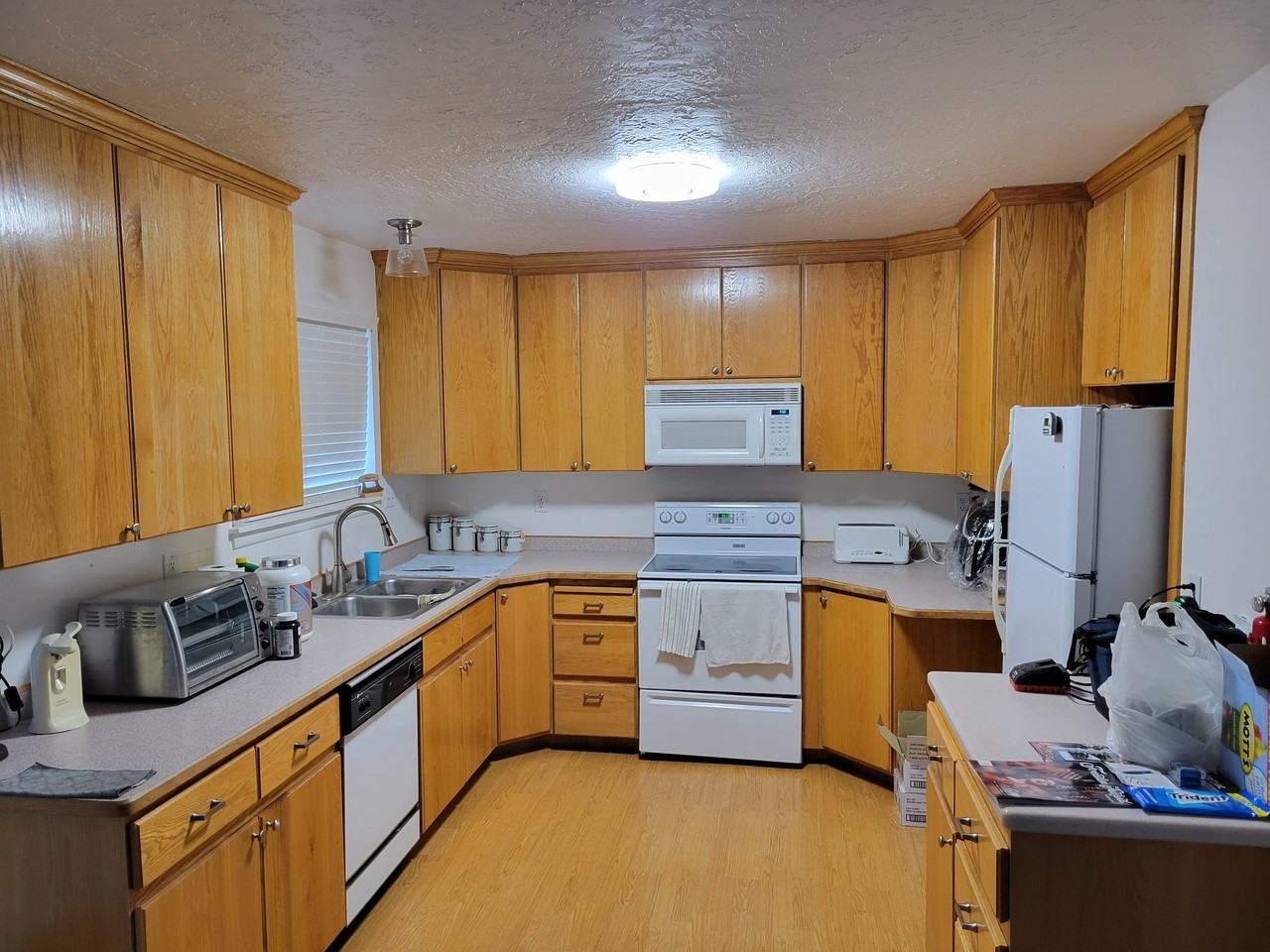 1668 Southwest - Photo 2 of 5